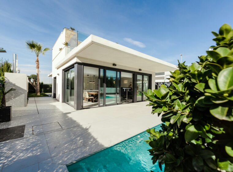 Waterfront 4-bedroom terrace — 2